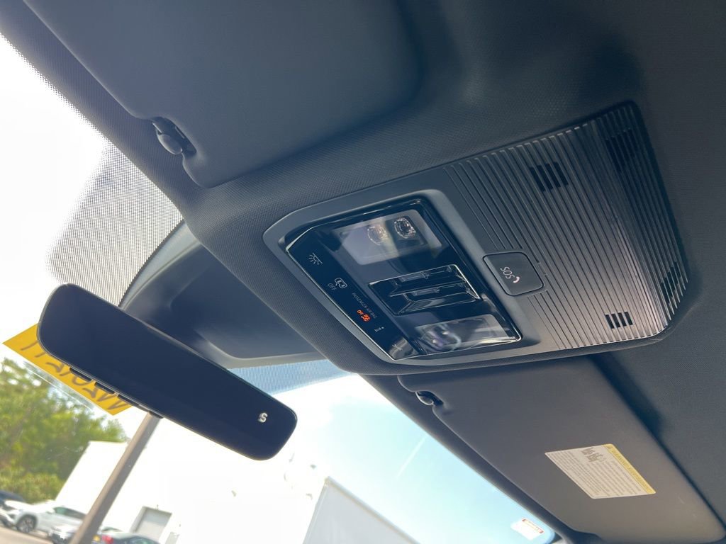 New 2026 Volkswagen Atlas Cross Sport SEL R-Line image 22