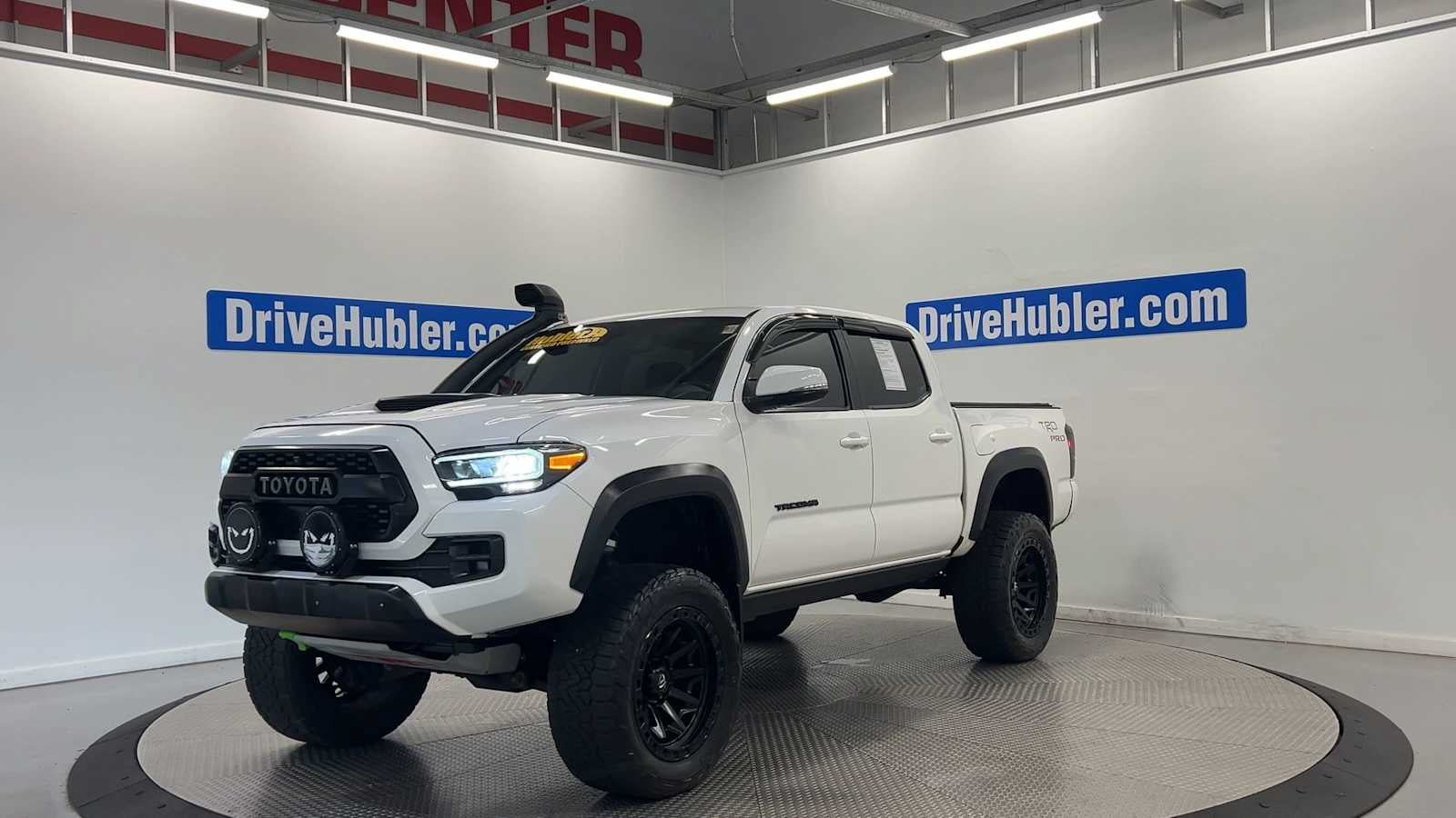 Used 2022 Toyota Tacoma TRD Pro AWD/4WD image 4