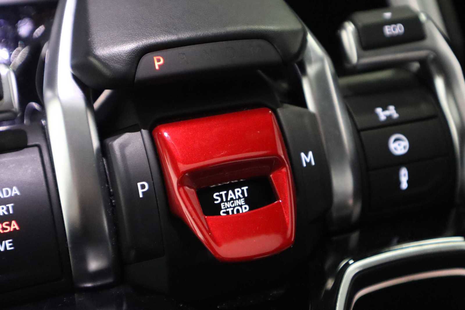 Used 2019 Lamborghini Urus image 22