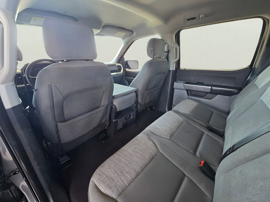 Used 2021 Ford F150 XLT image 8