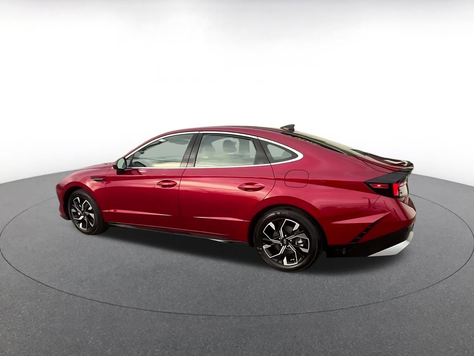 Used 2025 Hyundai Sonata SEL image 10