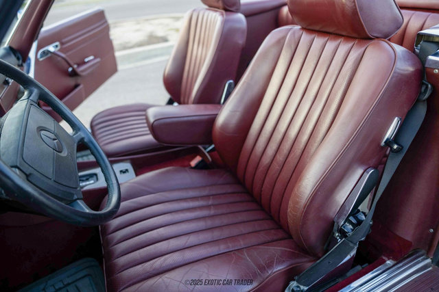 Used 1987 Mercedes-Benz 560 SL image 32