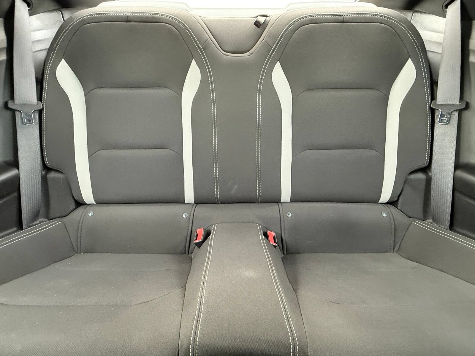 Used 2016 Chevrolet Camaro SS RWD image 37