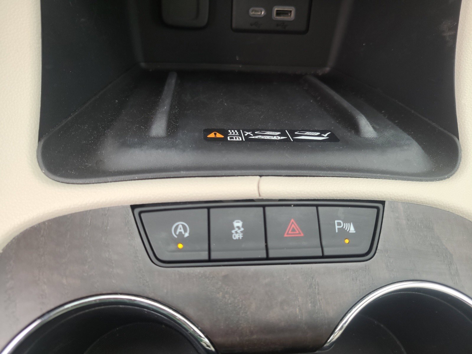 Used 2023 GMC Acadia Denali w/ Trailering Package AWD/4WD image 36