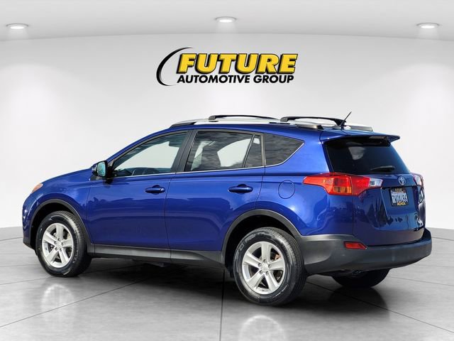 Used 2014 Toyota RAV4 XLE AWD/4WD image 7