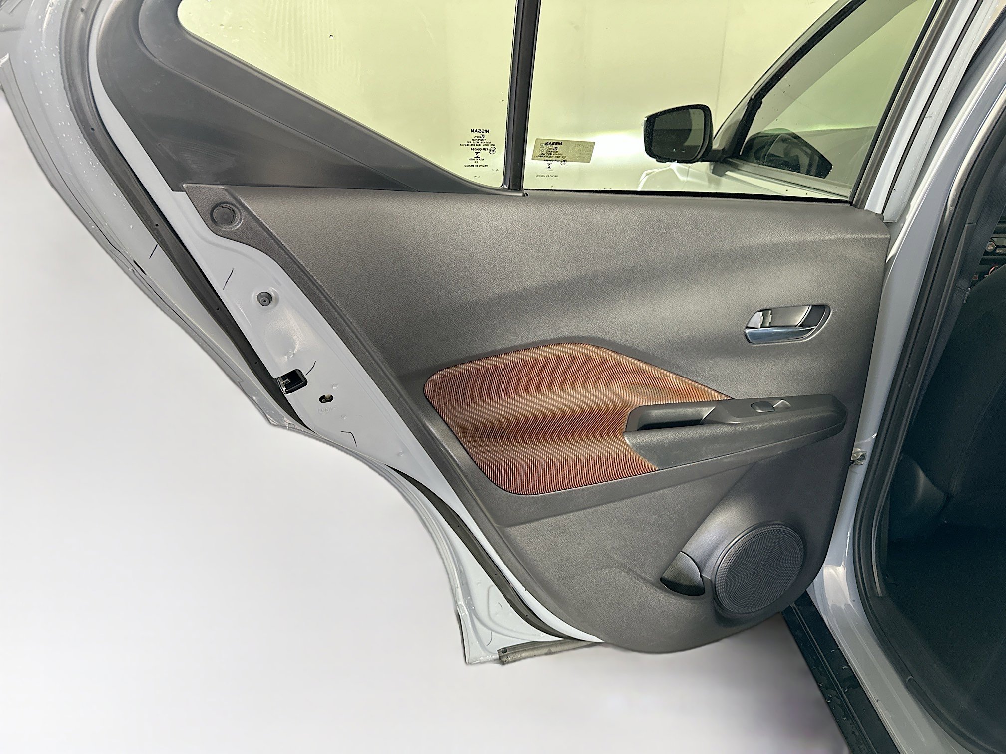 Used 2023 Nissan Kicks SR image 24