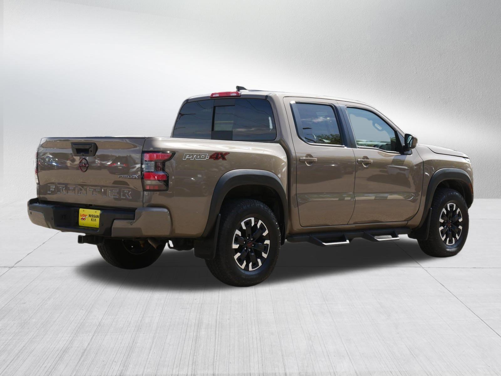 Certified 2023 Nissan Frontier PRO-4X w/ Technology Package AWD/4WD image 7