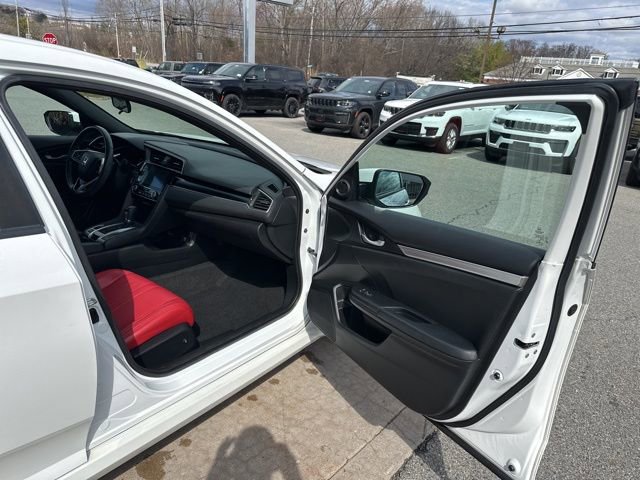 Used 2019 Honda Civic Sport image 11