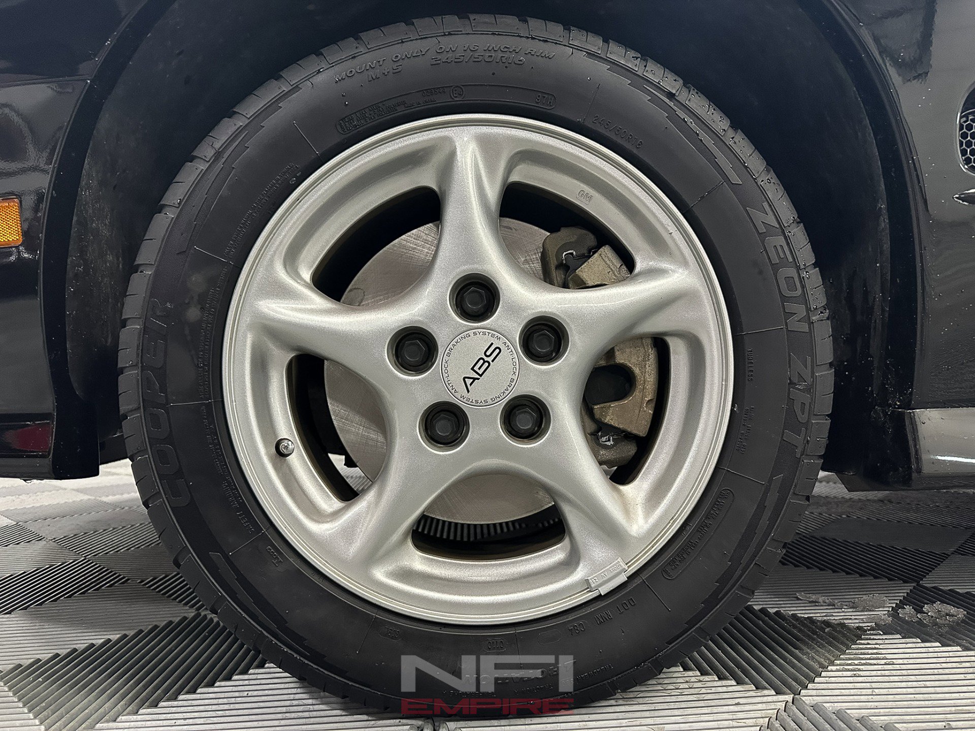 Used 1999 Pontiac Firebird Formula w/ Security Pkg RWD image 12