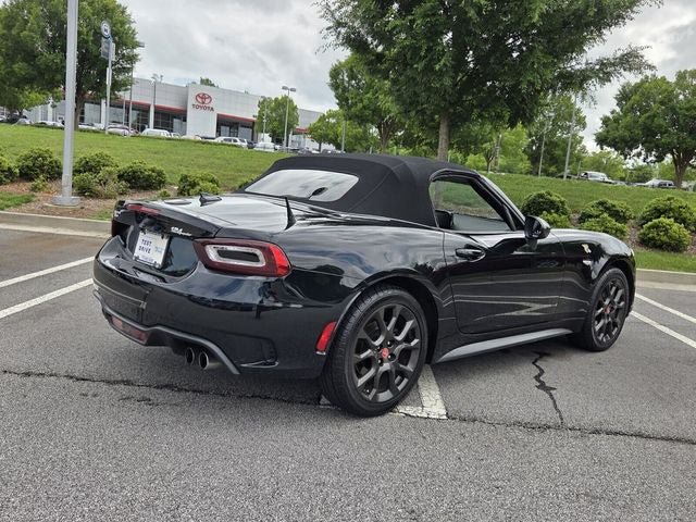Used 2018 FIAT 124 Spider Abarth RWD image 6