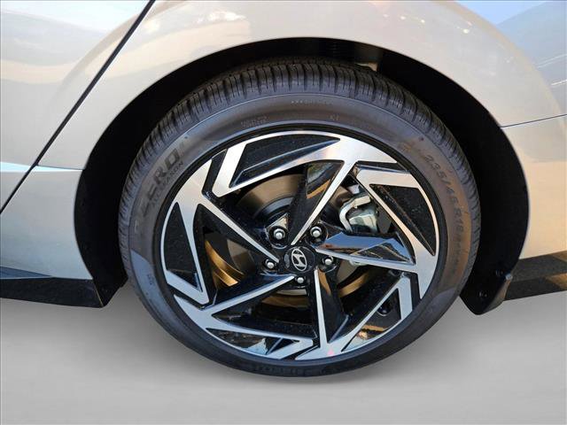 New 2025 Hyundai Sonata SEL image 10