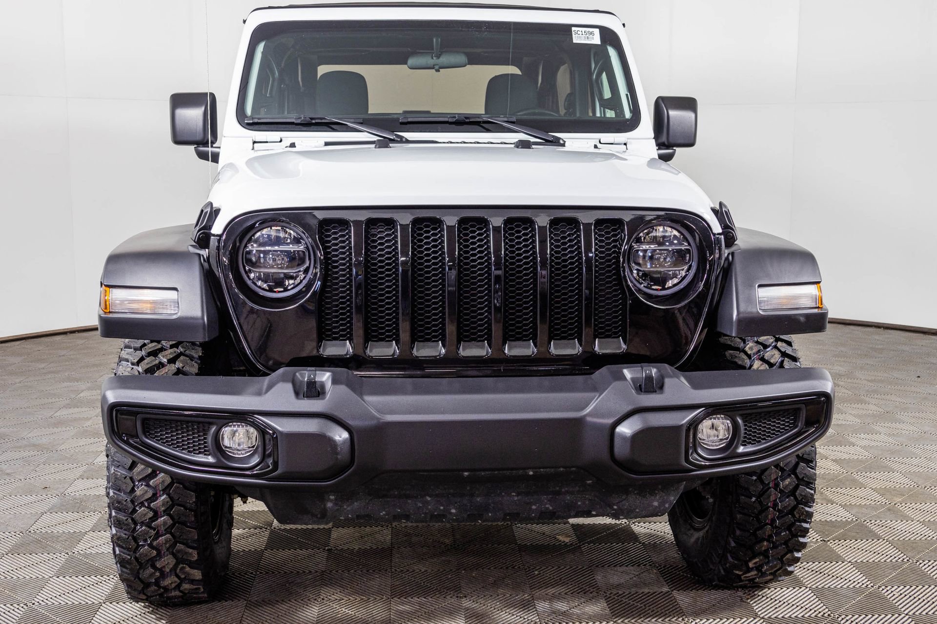 Used 2021 Jeep Wrangler Willys w/ LED Headlamp & Fog Lamp Group image 58