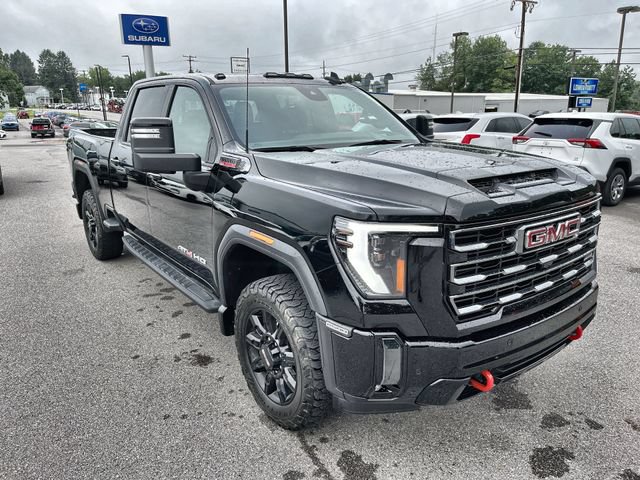 Used 2024 GMC Sierra 2500 AT4 w/ AT4 Premium Plus Package AWD/4WD image 10