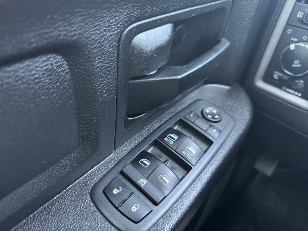 Used 2019 RAM 1500 Express w/ Express Value Package image 11