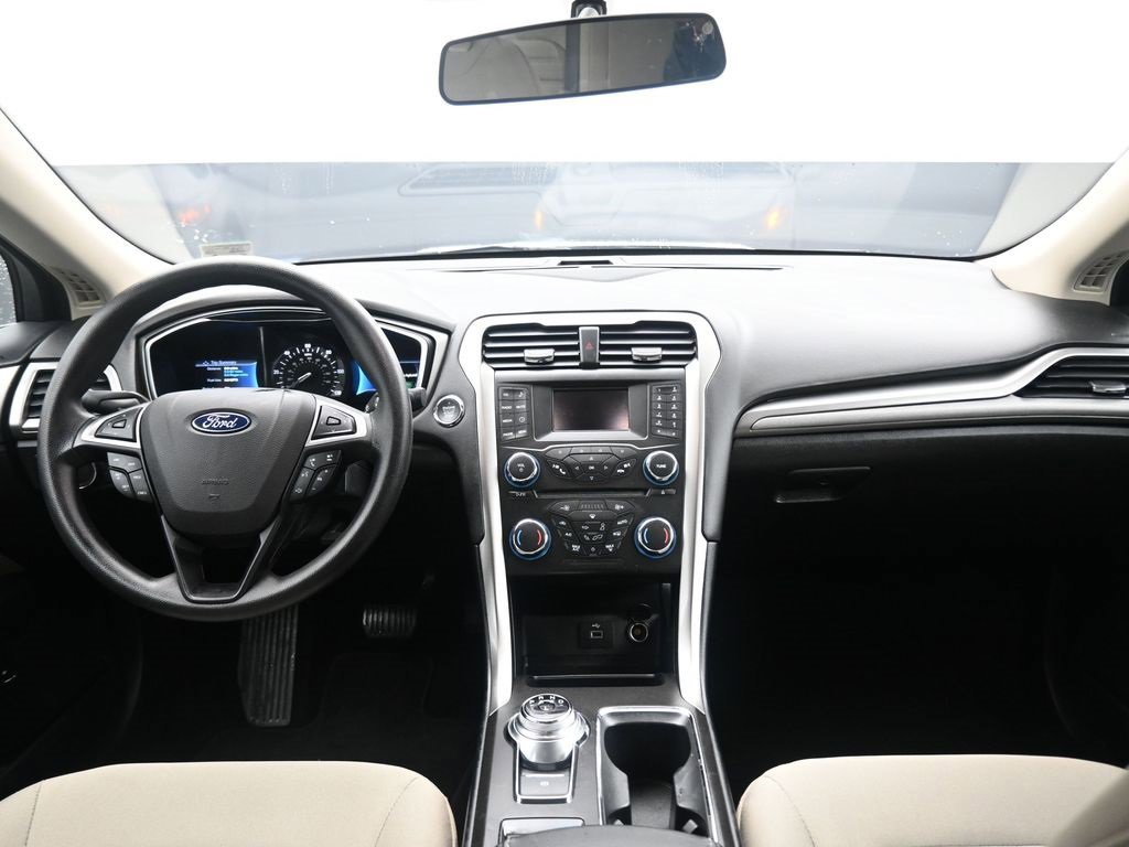 Used 2018 Ford Fusion S image 34