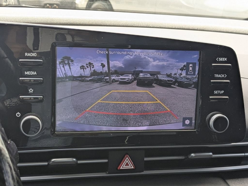 Used 2021 Hyundai Elantra SEL w/ Convenience Package image 18