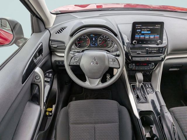 Used 2022 Mitsubishi Eclipse Cross LE AWD/4WD image 15