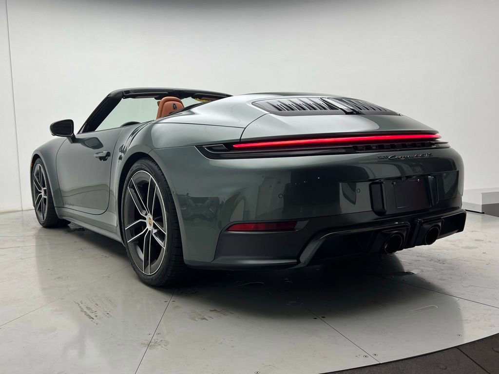 Used 2025 Porsche 911 Carrera 4 GTS image 3