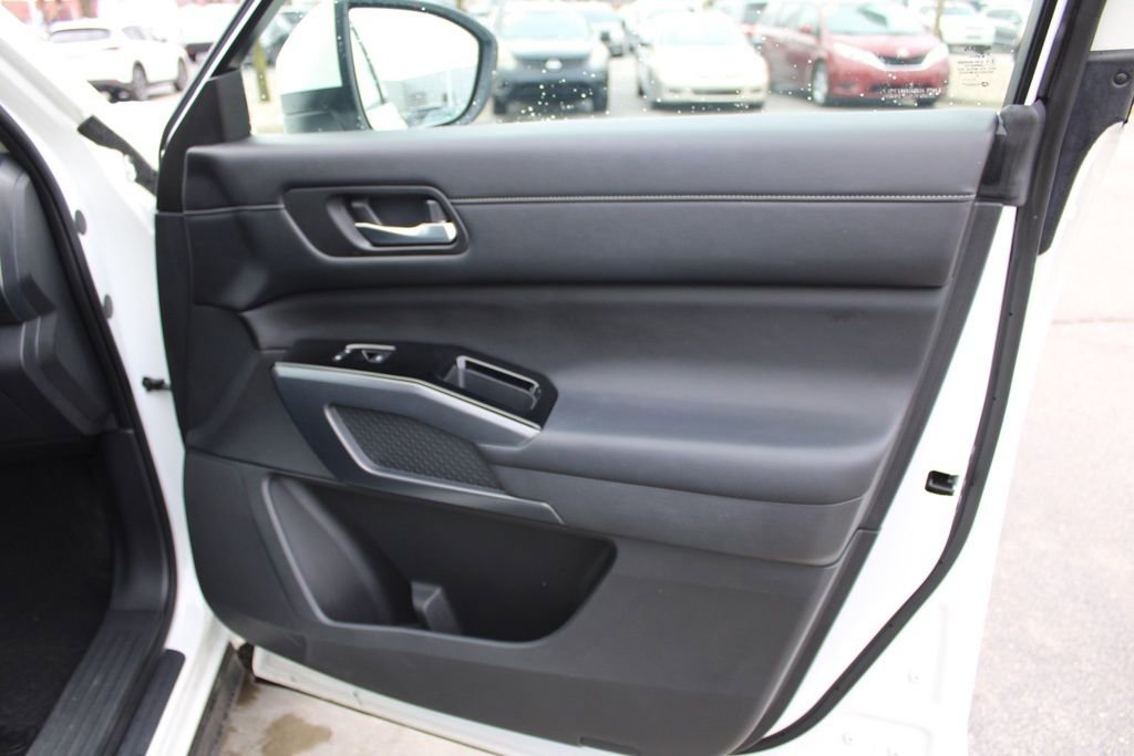 Certified 2023 Nissan Pathfinder SL image 23