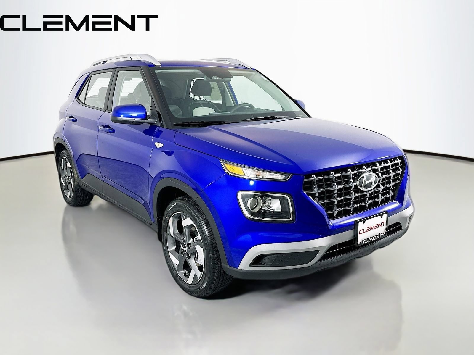 Certified 2026 Hyundai Venue SEL FWD image 5
