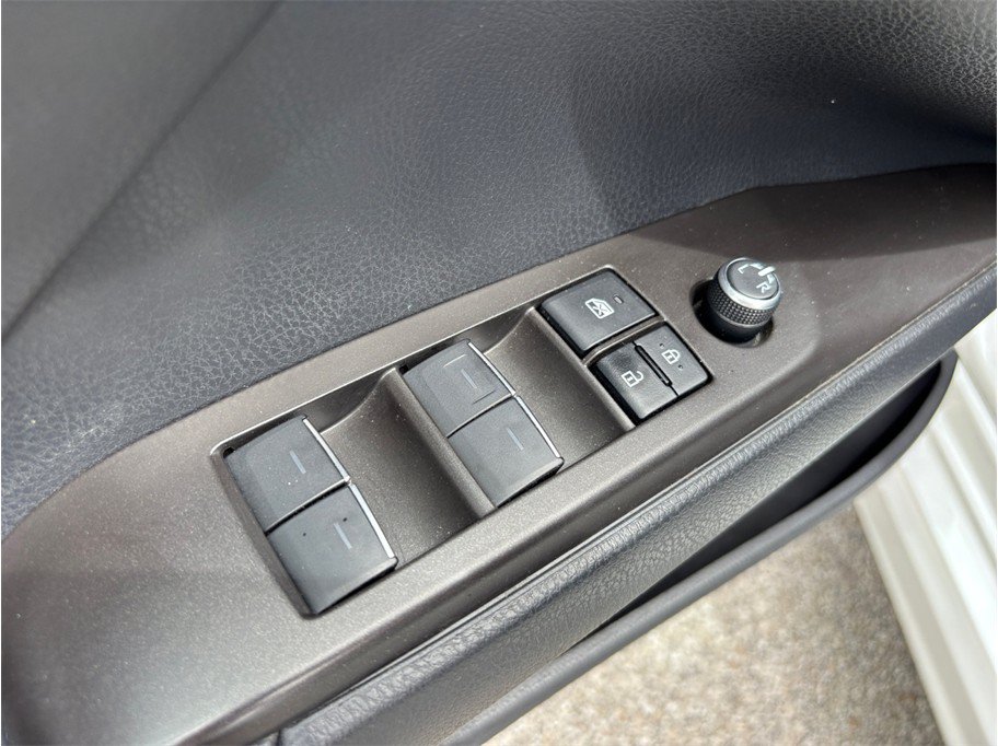 Used 2022 Toyota Camry XSE w/ Cold Weather Package FWD image 19