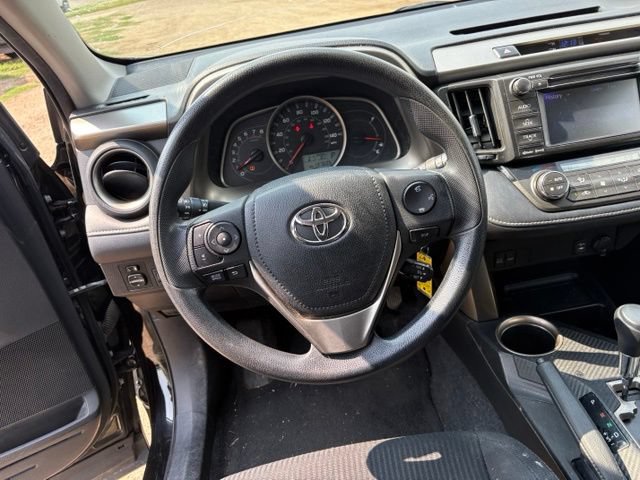 Used 2013 Toyota RAV4 XLE AWD/4WD image 16