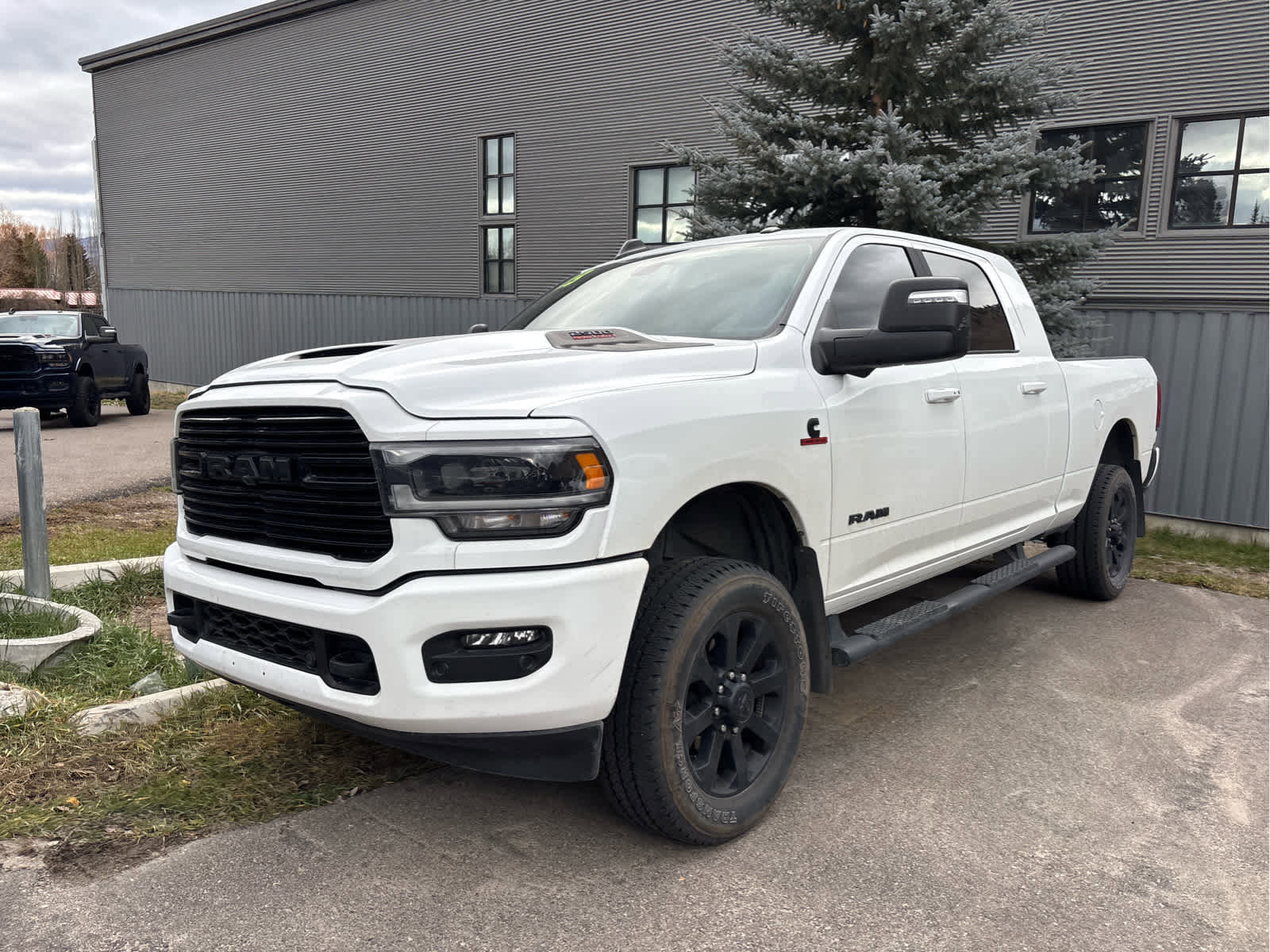 Used 2023 RAM 2500 Laramie w/ Night Edition image 2