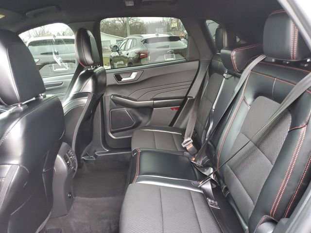 Used 2025 Ford Escape ST-Line image 25