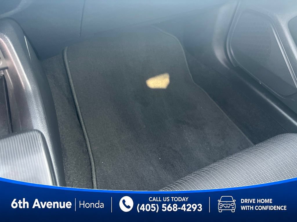 Used 2025 Honda Civic LX image 32