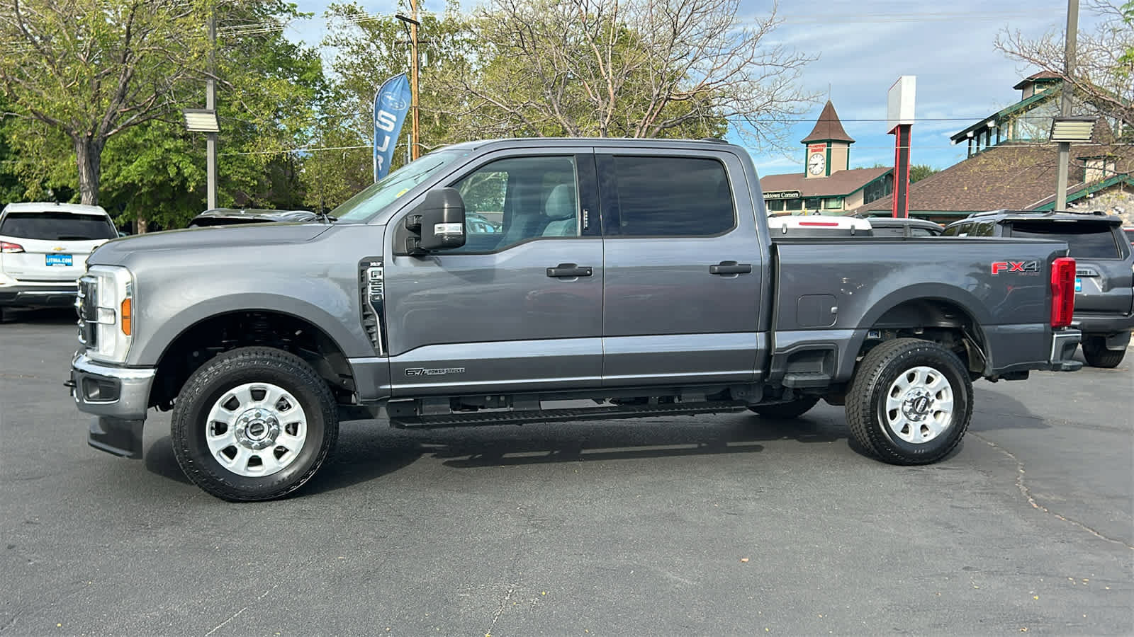 Used 2024 Ford F250 XLT w/ FX4 Off-Road Package AWD/4WD image 8