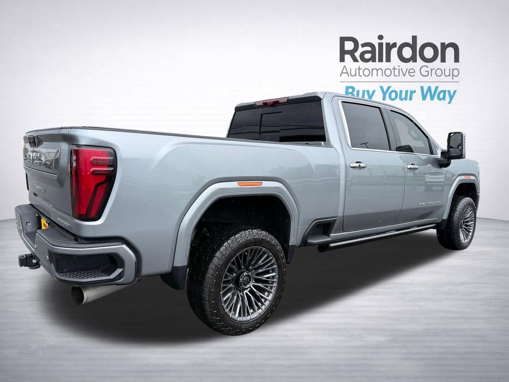 Used 2024 GMC Sierra 3500 Denali Ultimate image 18