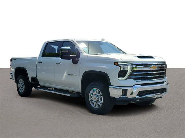 Used 2026 Chevrolet Silverado 2500 LTZ AWD/4WD image 2