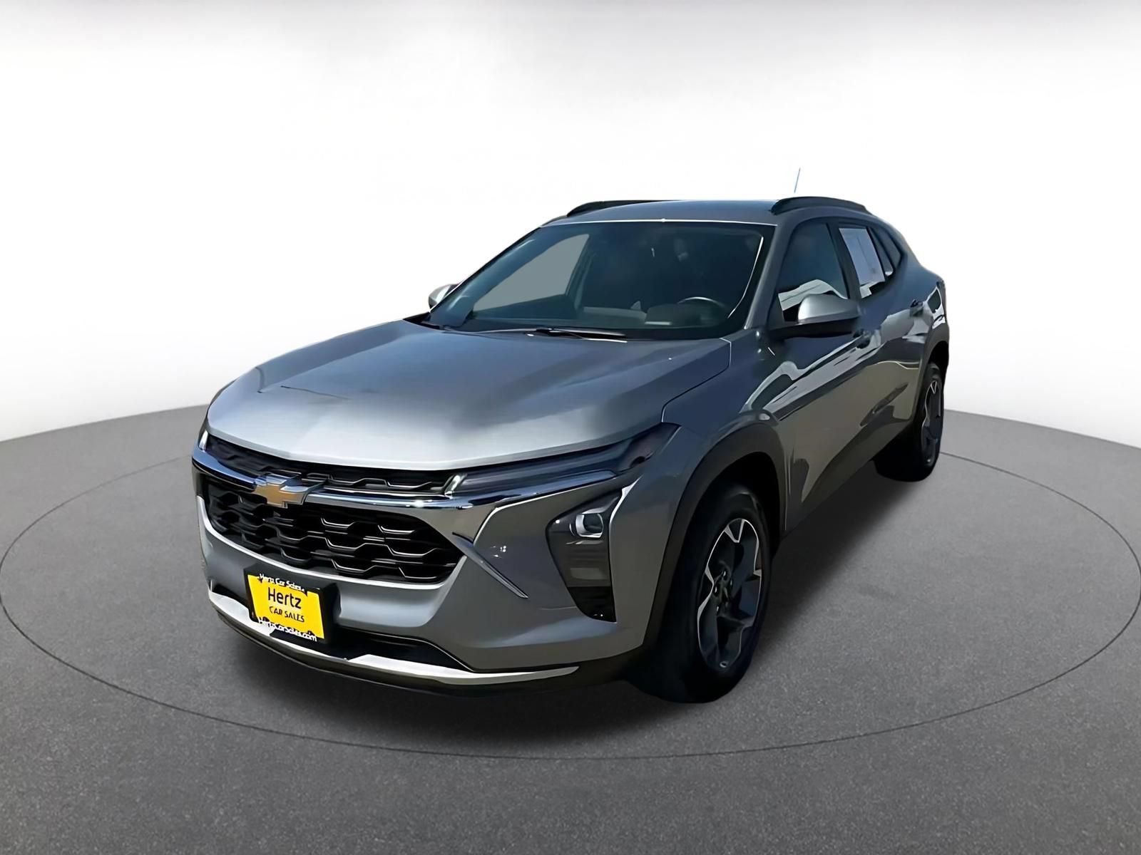 Used 2025 Chevrolet Trax LT w/ LT Convenience Package FWD image 6