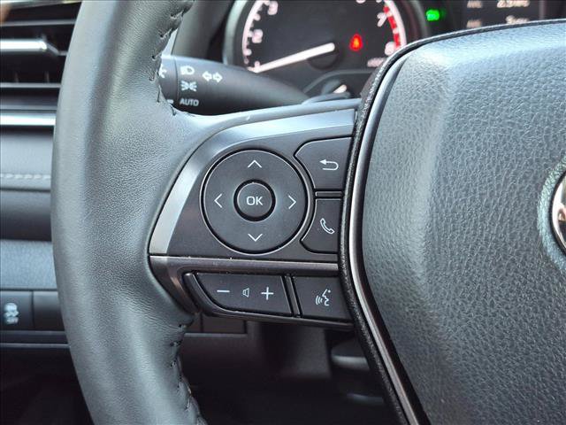 Used 2024 Toyota Camry SE w/ Convenience Package FWD image 4