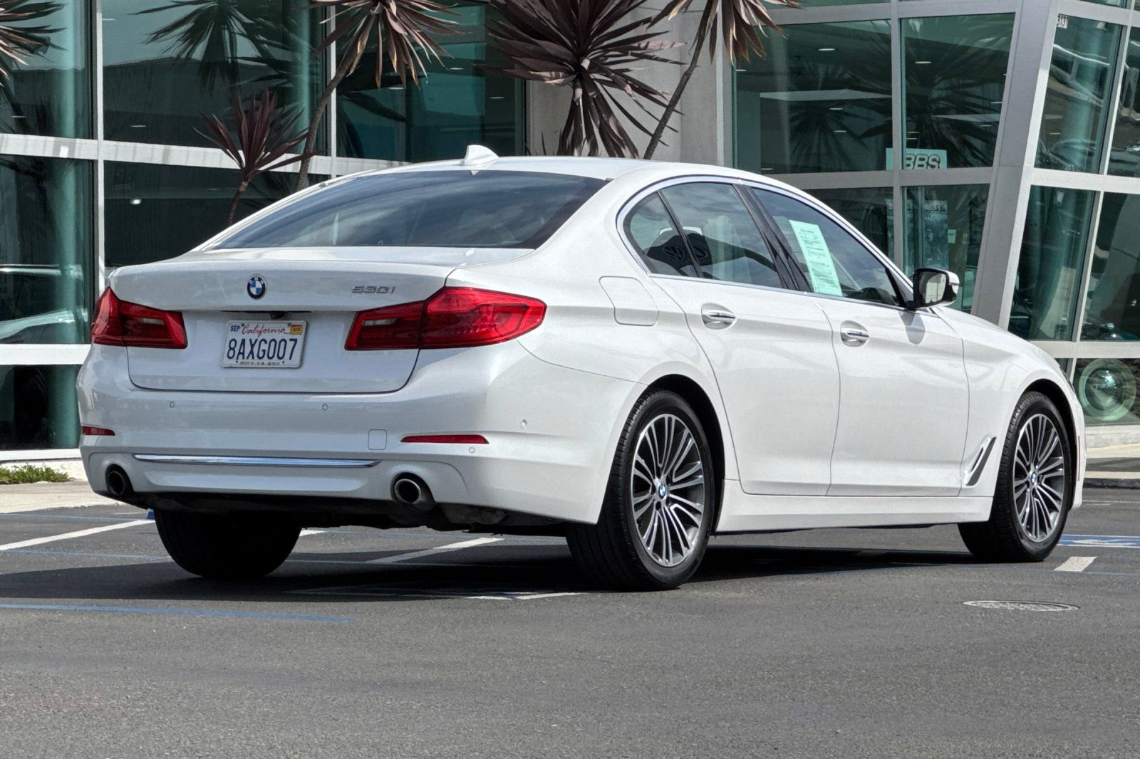 Used 2017 BMW 530i image 4