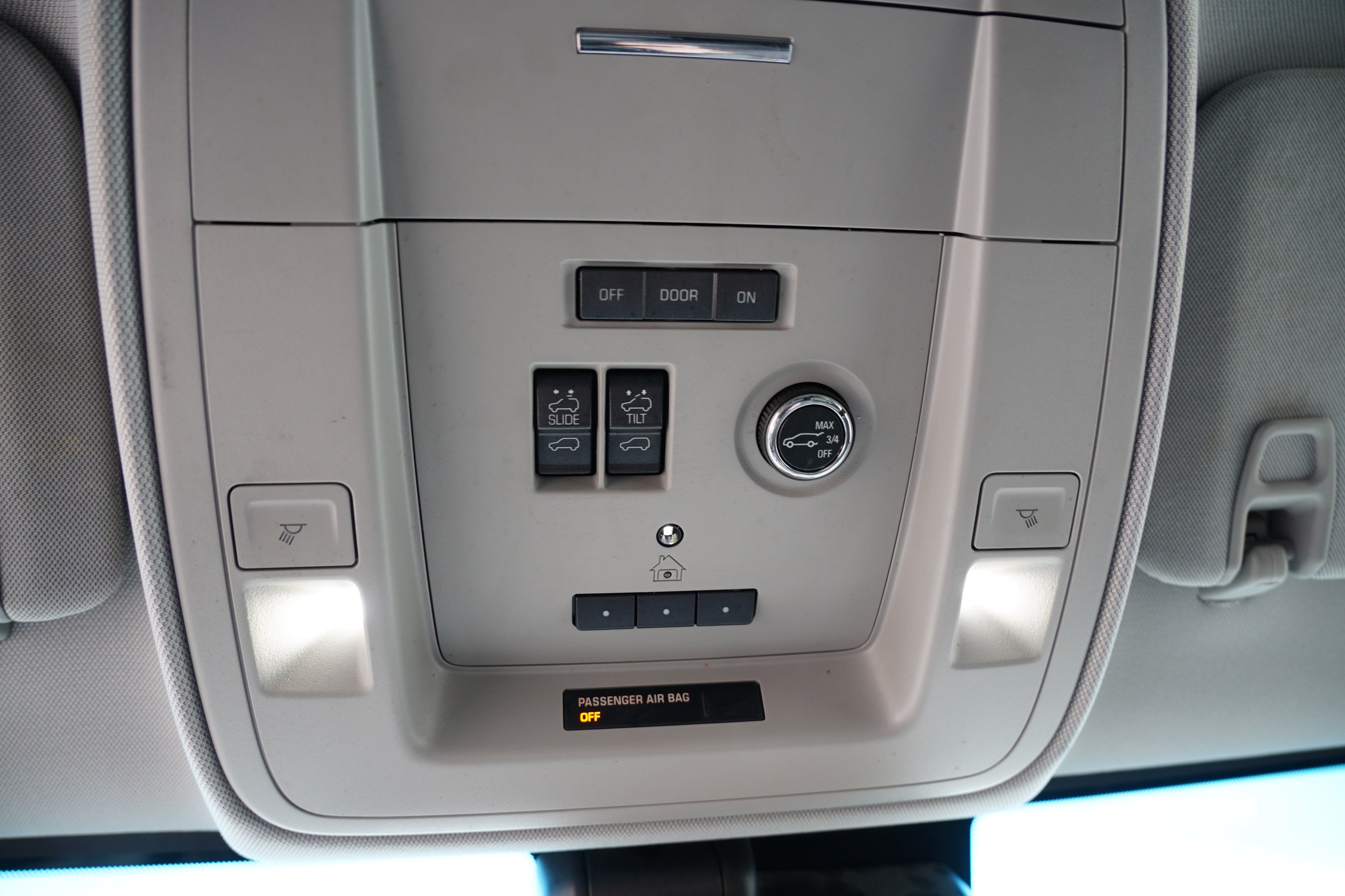 Used 2018 Chevrolet Tahoe LT AWD/4WD image 31