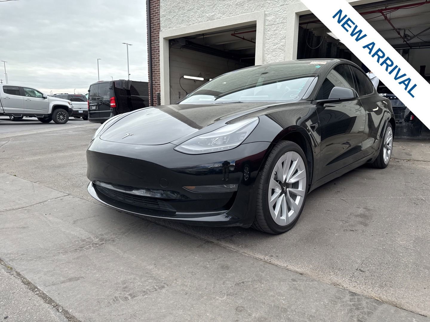 Used 2022 Tesla Model 3 Long Range image 3