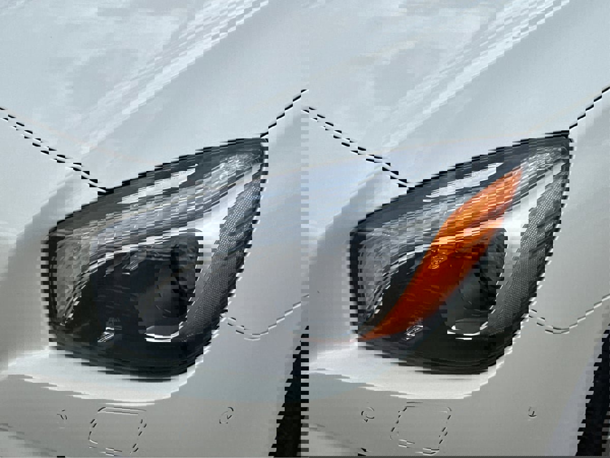 Used 2013 Mercedes-Benz SL 550 image 25