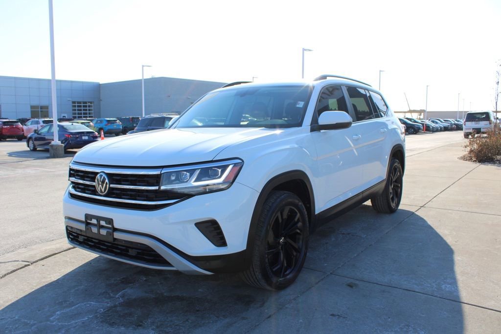 Used 2022 Volkswagen Atlas SE image 3