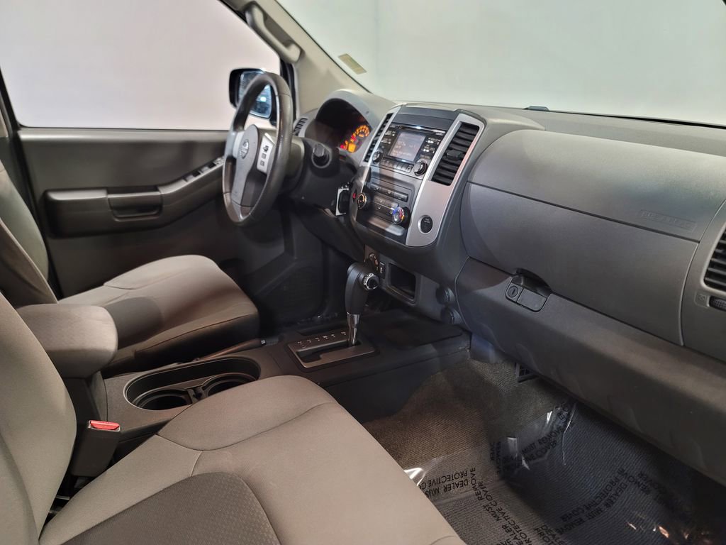 Used 2013 Nissan Xterra S image 18