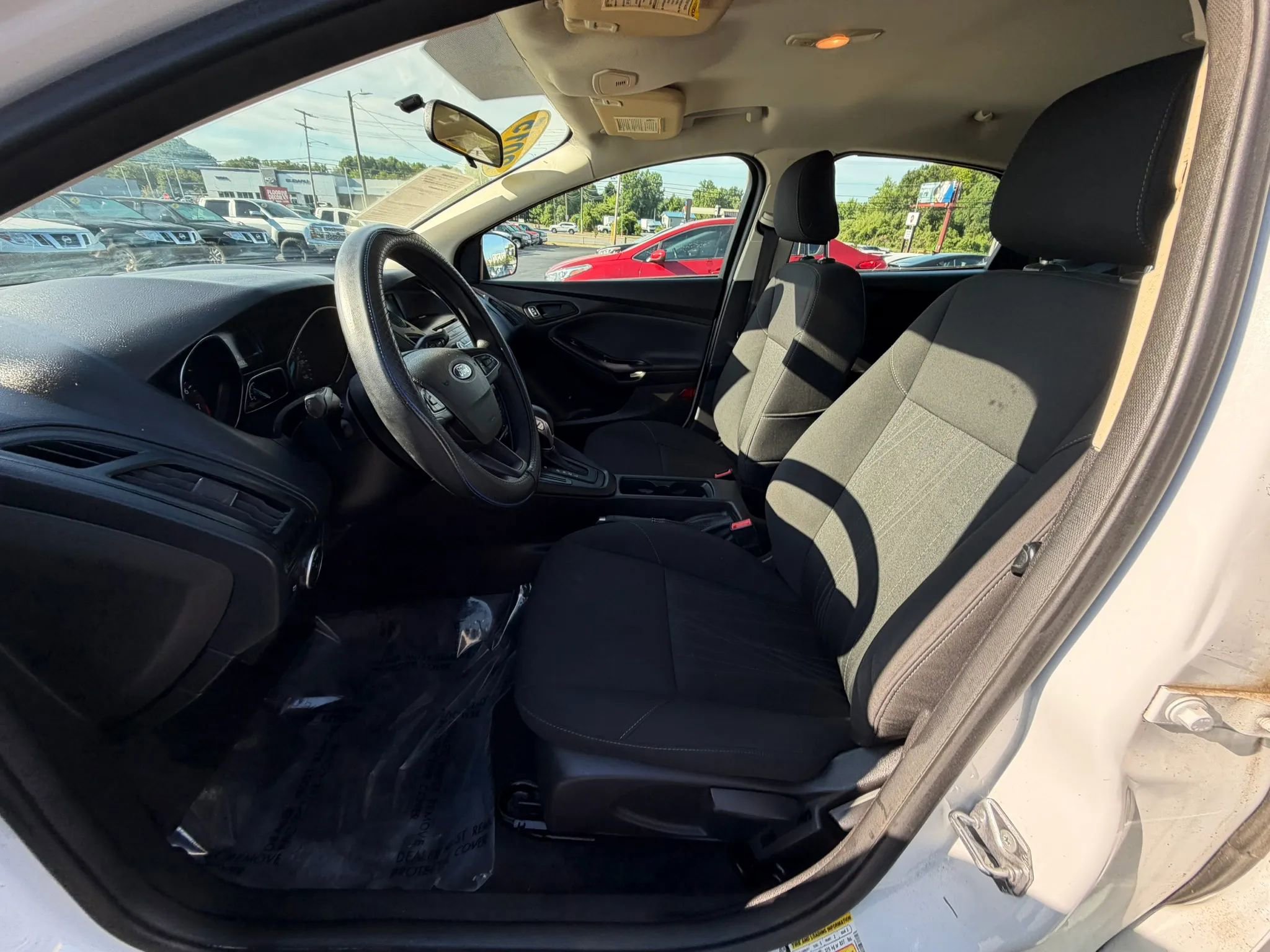 Used 2015 Ford Focus S FWD image 19