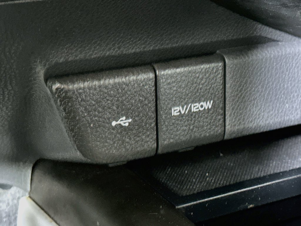 Used 2021 Toyota Camry LE FWD image 31