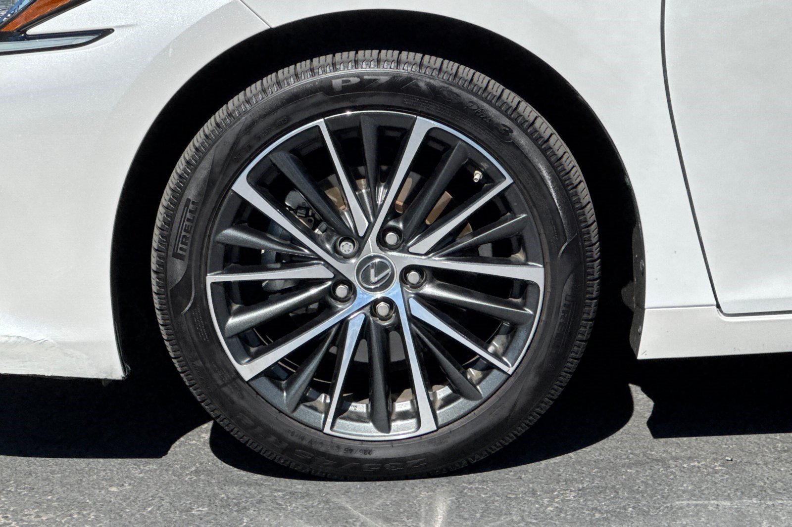 Certified 2025 Lexus ES 300h w/ Premium Package FWD image 36