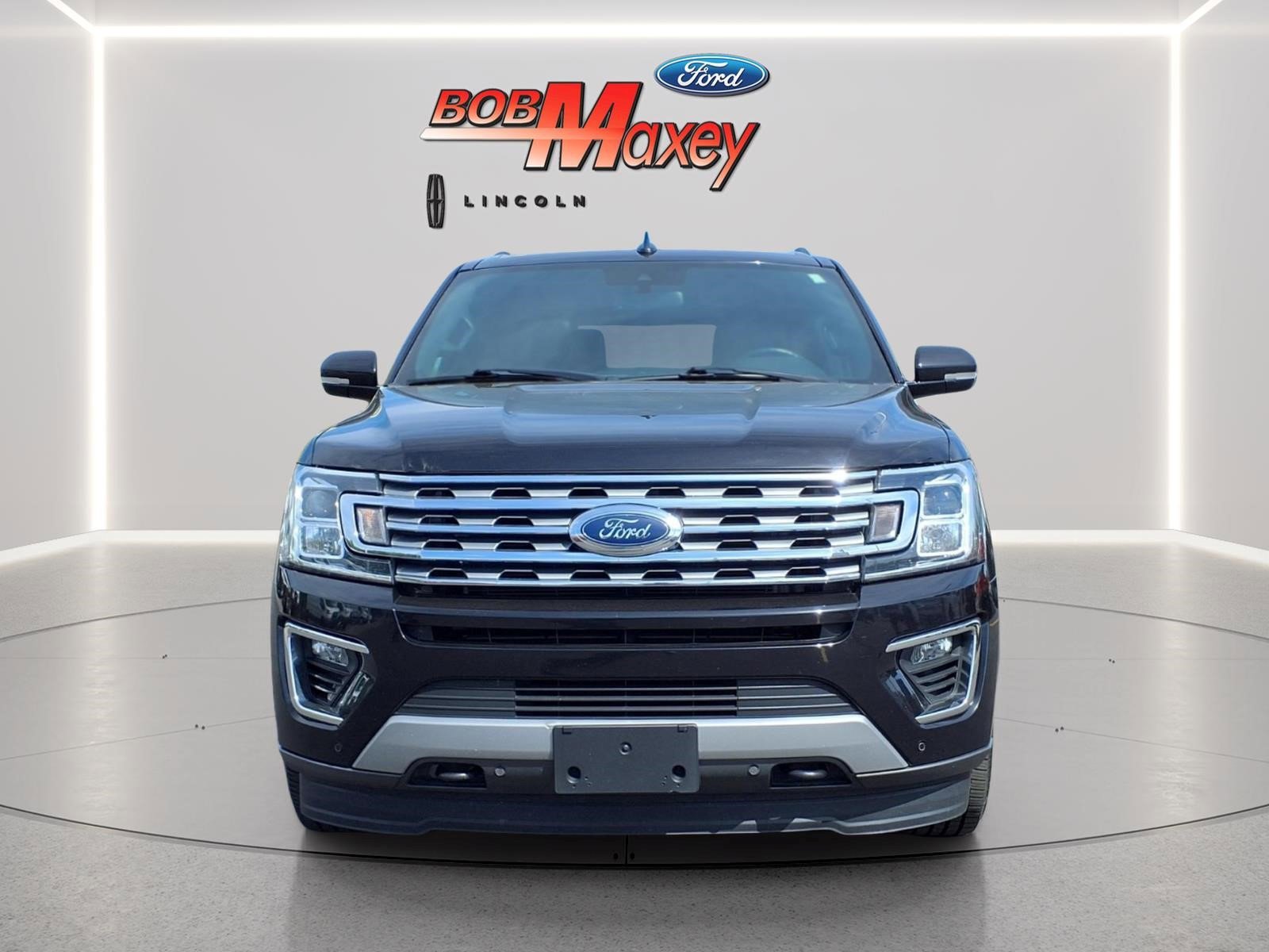 Used 2020 Ford Expedition Limited AWD/4WD image 2