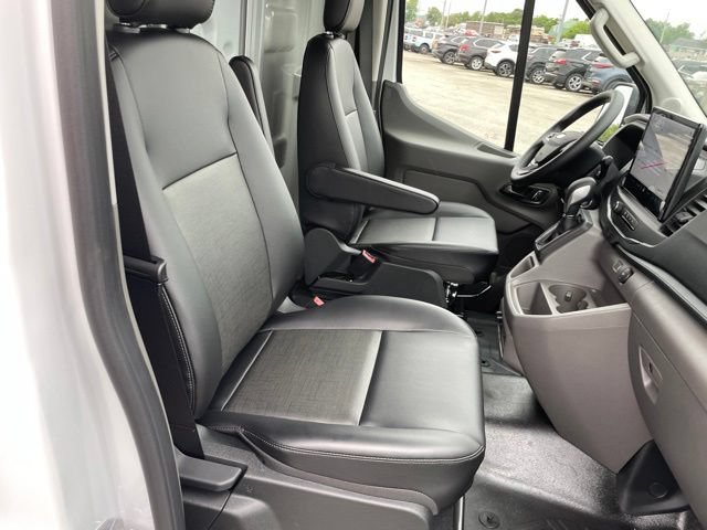 New 2026 Ford Transit 150 148 Medium Roof AWD image 44