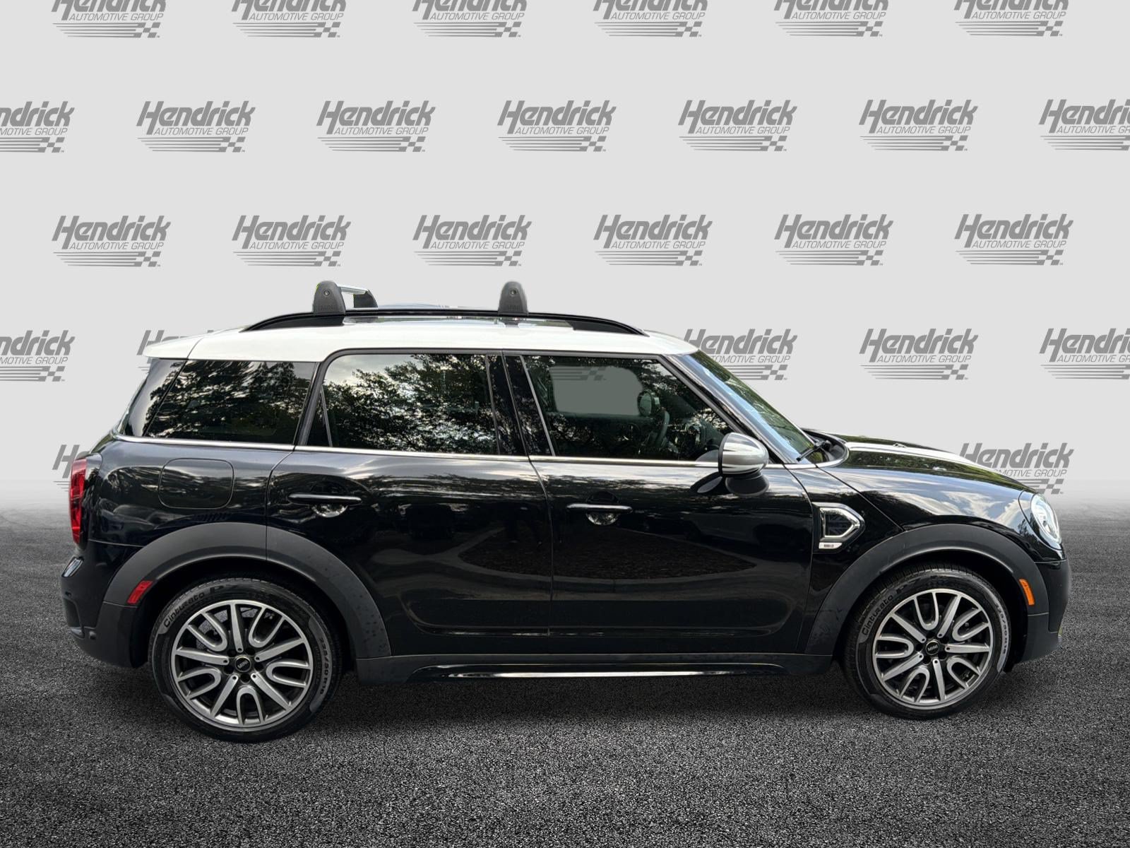 Used 2019 MINI Cooper Countryman S w/ Yin Yang Edition FWD image 11