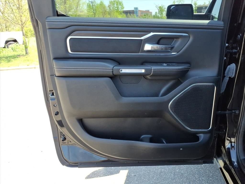 Used 2025 RAM 1500 Laramie image 20