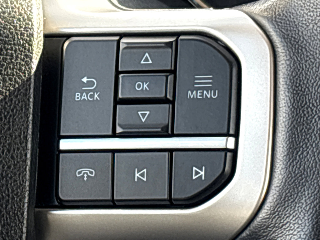 Used 2024 Ford Expedition XLT image 15