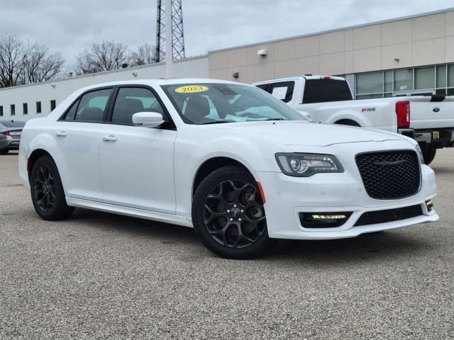 Used 2023 Chrysler 300 Touring L w/ Popular Equipment Group image 31
