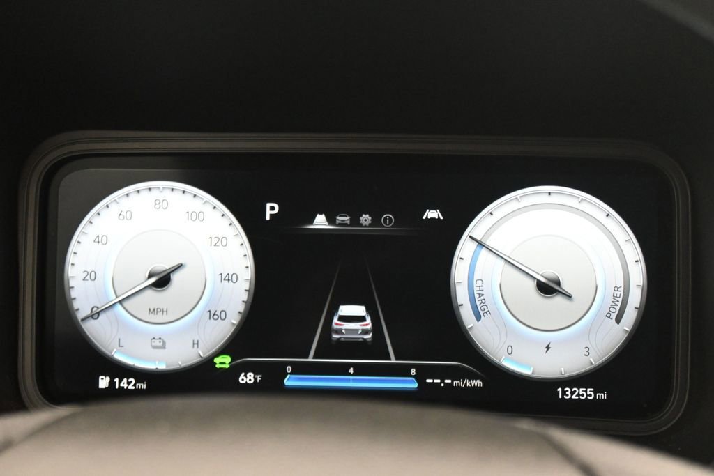 Used 2023 Hyundai Kona SE w/ Cargo Package FWD image 12
